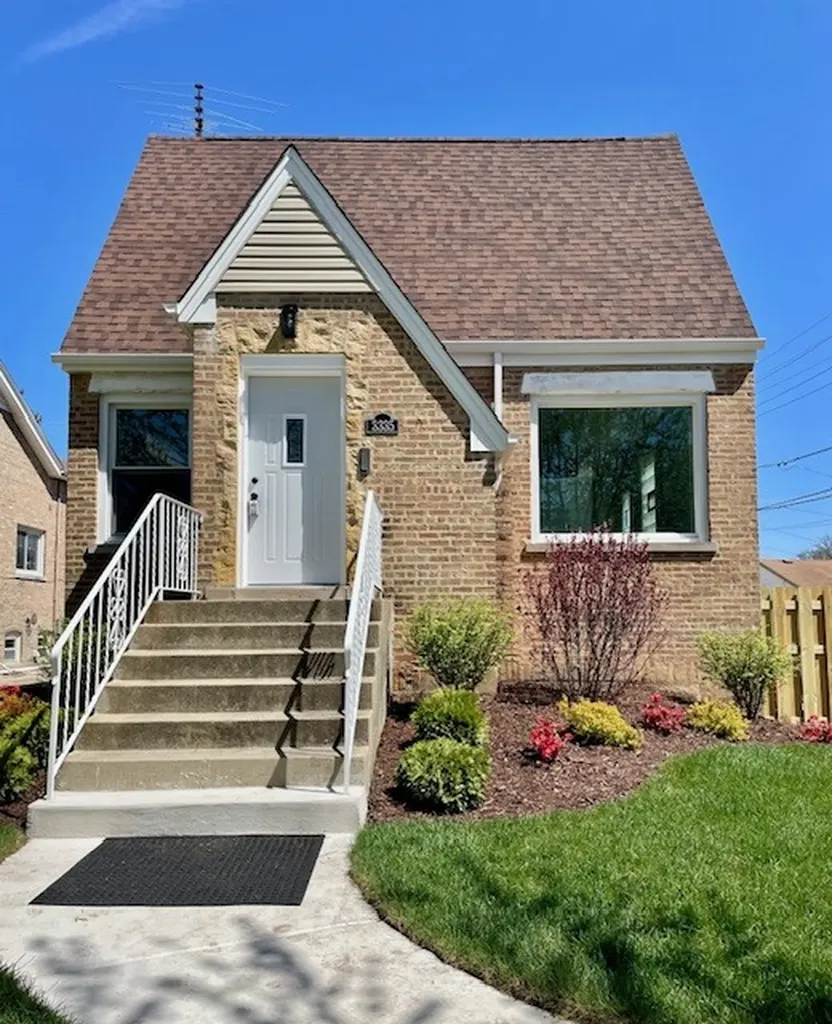 3335 Sunnyside Avenue Brookfield IL 60513