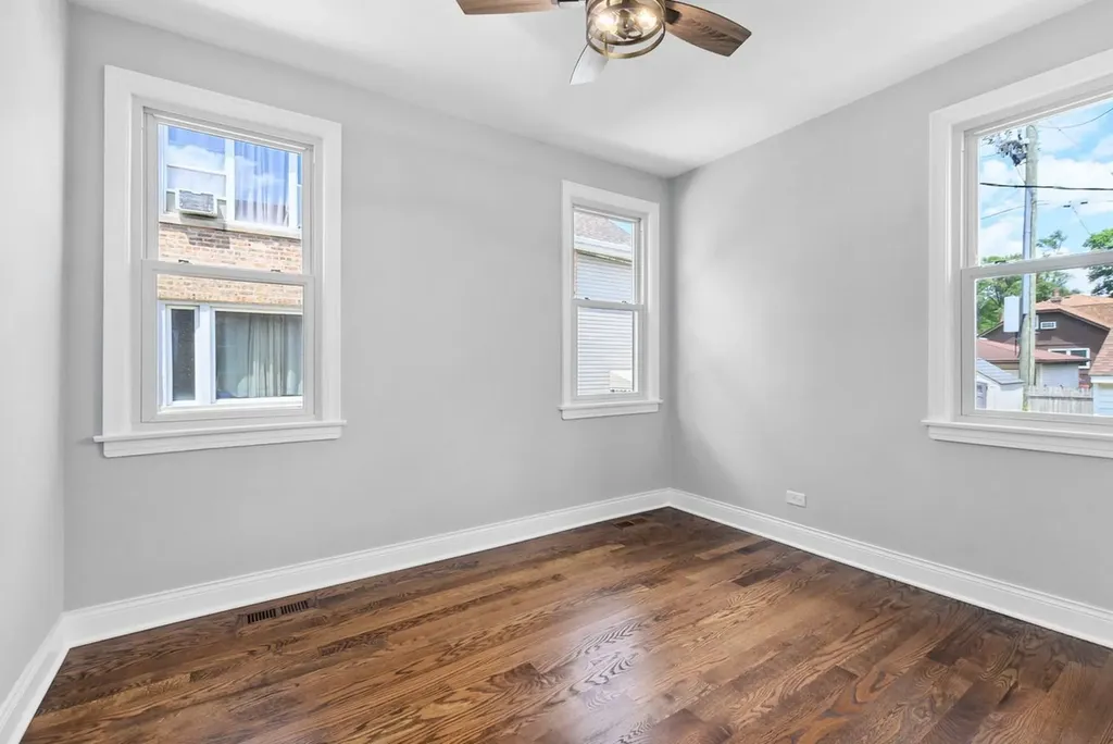 3335 Sunnyside Avenue Brookfield IL 60513