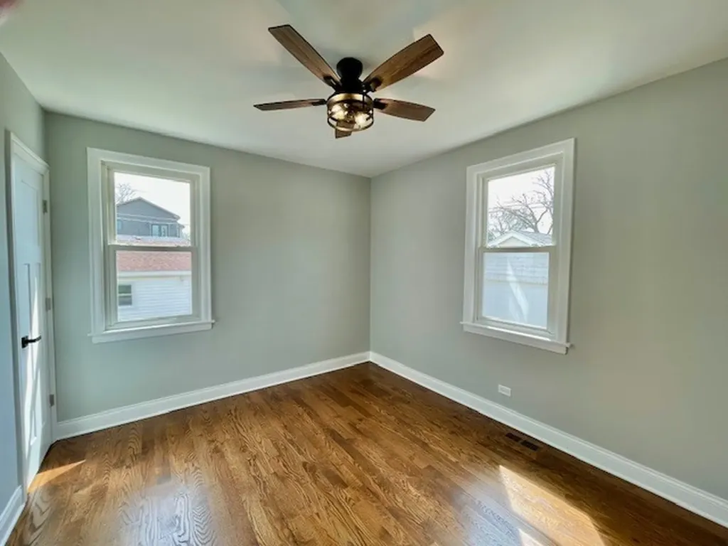 3335 Sunnyside Avenue Brookfield IL 60513