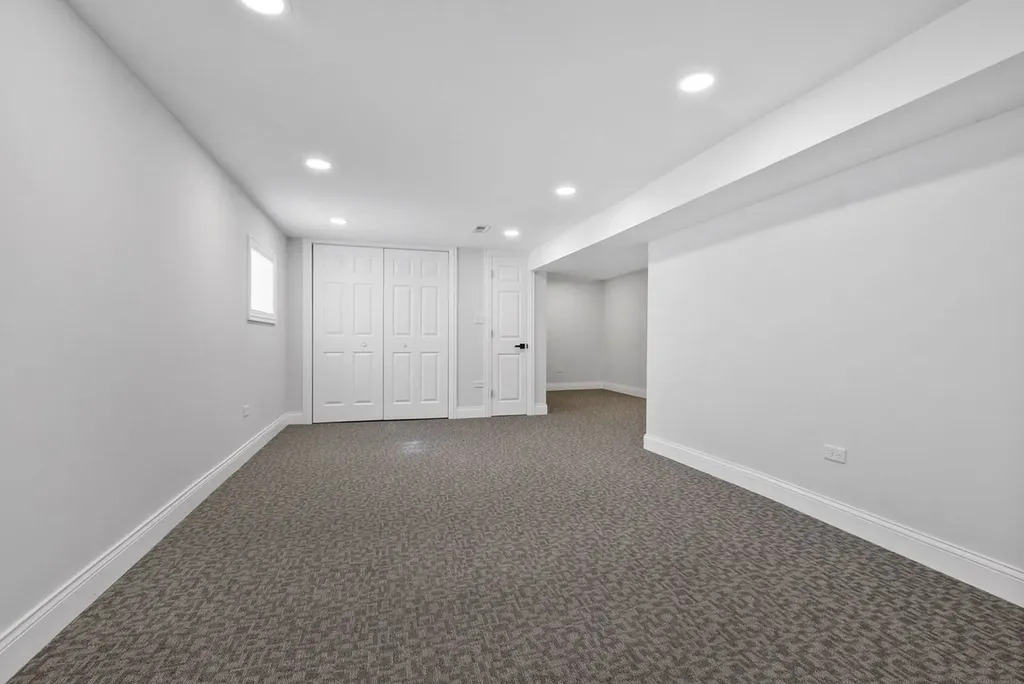 3335 Sunnyside Avenue Brookfield IL 60513