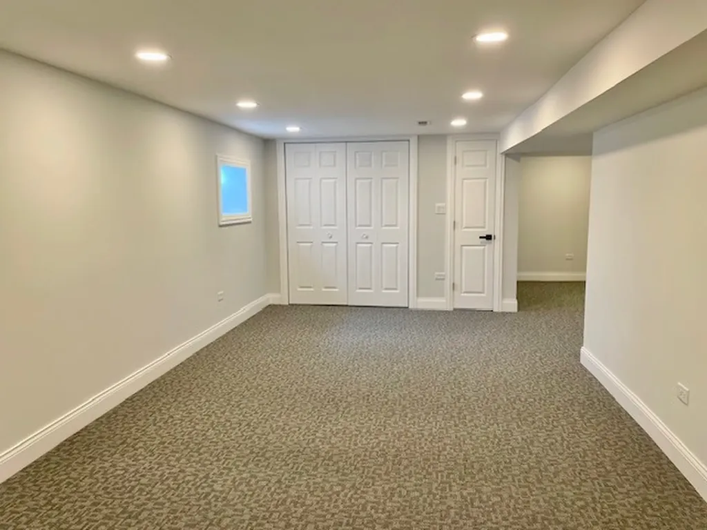 3335 Sunnyside Avenue Brookfield IL 60513