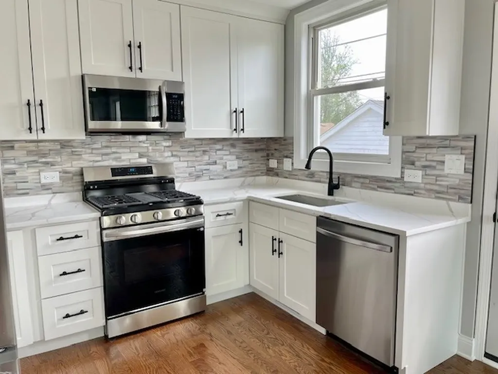 3335 Sunnyside Avenue Brookfield IL 60513