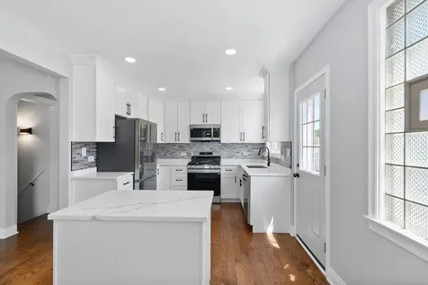 3335 Sunnyside Avenue Brookfield IL 60513