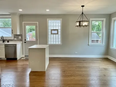 3335 Sunnyside Avenue Brookfield IL 60513