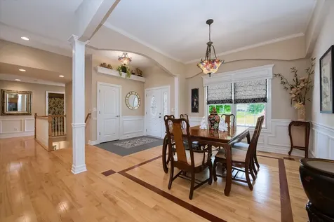 2231 Luther Lowell Lane Sycamore IL 60178