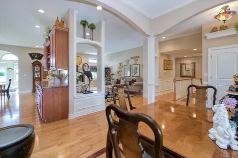 2231 Luther Lowell Lane Sycamore IL 60178