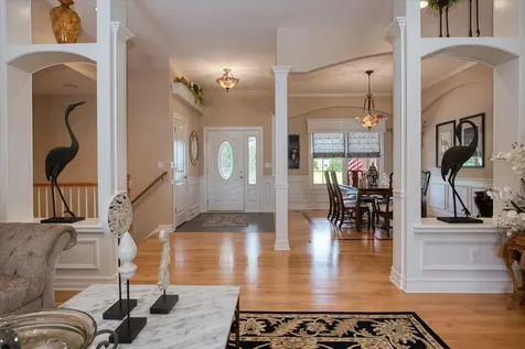 2231 Luther Lowell Lane Sycamore IL 60178