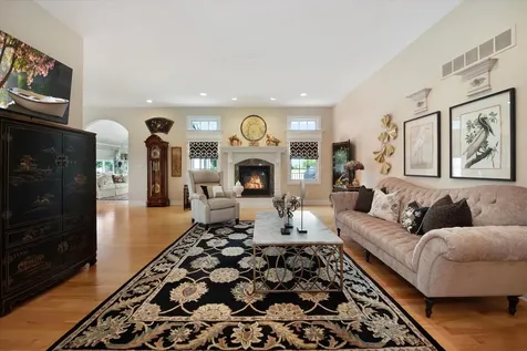 2231 Luther Lowell Lane Sycamore IL 60178