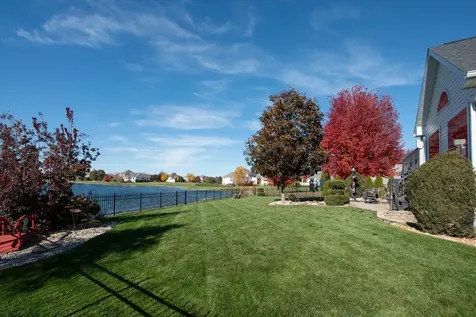 2231 Luther Lowell Lane Sycamore IL 60178