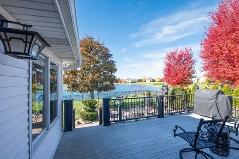 2231 Luther Lowell Lane Sycamore IL 60178