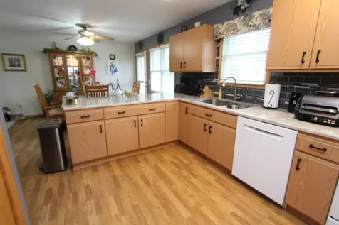 1117 6TH Avenue Fulton IL 61252