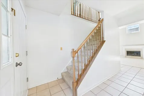 855 West Saratoga Circle Island Lake IL 60042