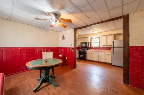 918 Jackson Avenue Dixon IL 61021