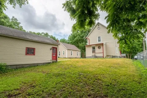 918 Jackson Avenue Dixon IL 61021