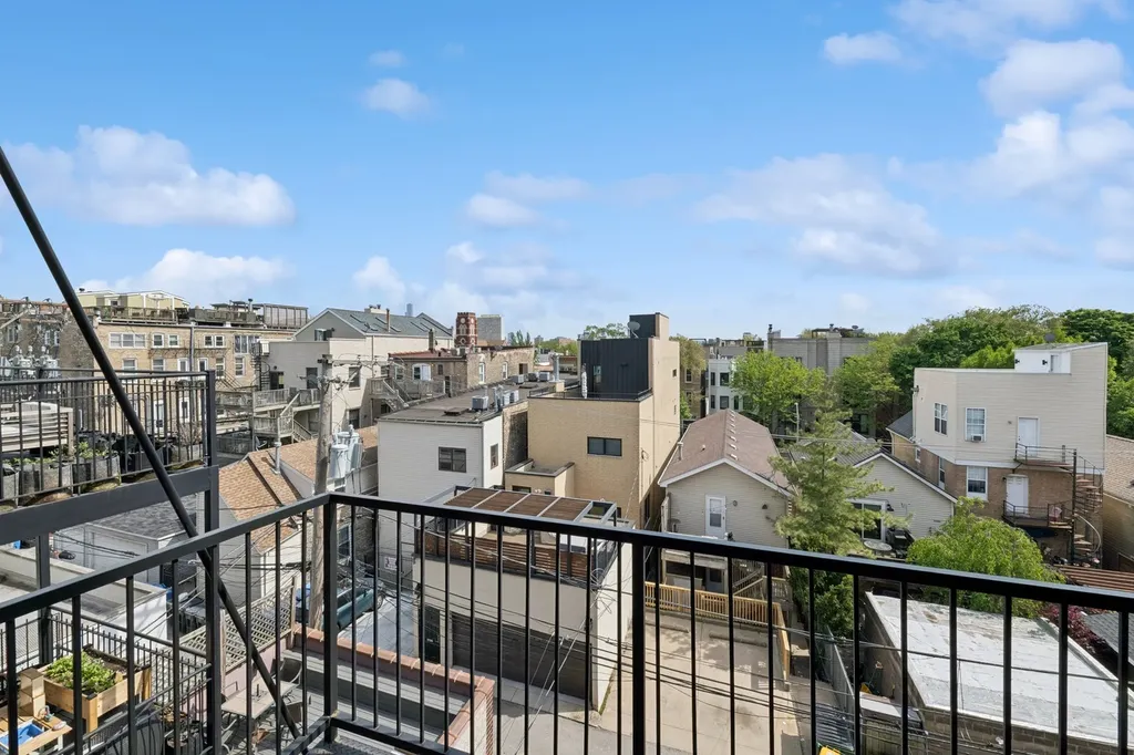 1723 West North Avenue Chicago IL 60622