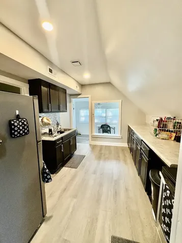 11733 South Stewart Avenue Chicago IL 60628