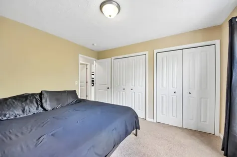 661 Stonegate Drive Sycamore IL 60178