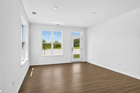 4139 Meadowridge Road Woodstock IL 60098
