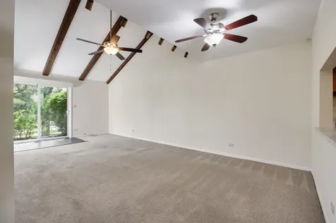 1525 Columbia Court Elk Grove Village IL 60007