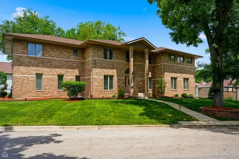 109 Orchard Street Hillside IL 60162