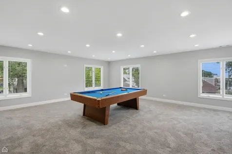 109 Orchard Street Hillside IL 60162