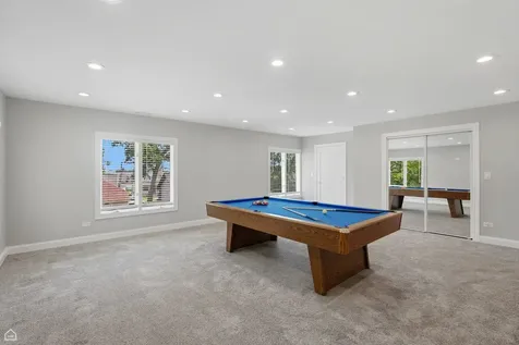 109 Orchard Street Hillside IL 60162