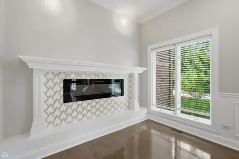 109 Orchard Street Hillside IL 60162