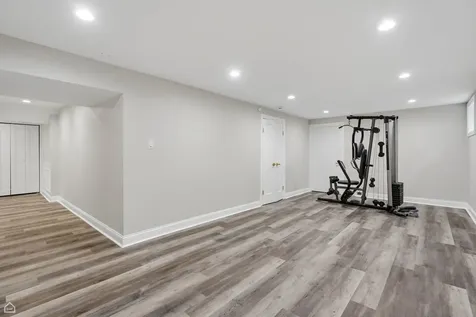 109 Orchard Street Hillside IL 60162