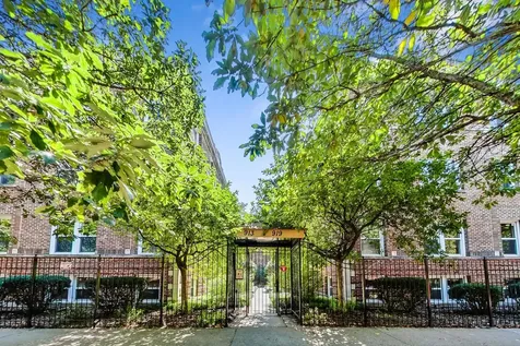 917 West Sunnyside Avenue Chicago IL 60640