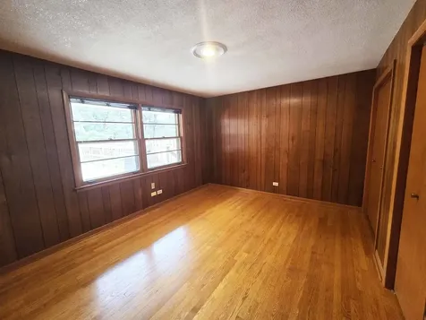 9605 South Kolin Avenue Oak Lawn IL 60453
