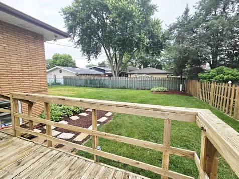 9605 South Kolin Avenue Oak Lawn IL 60453