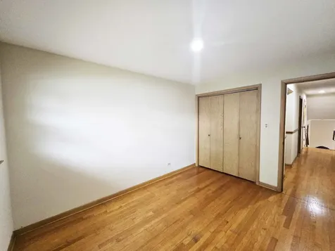 9605 South Kolin Avenue Oak Lawn IL 60453
