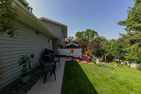 4713 5TH Street A Street East Moline IL 61244
