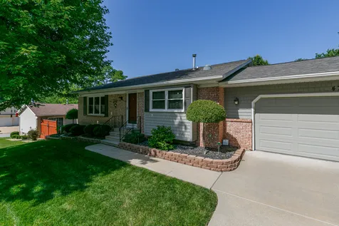 4713 5TH Street A Street East Moline IL 61244