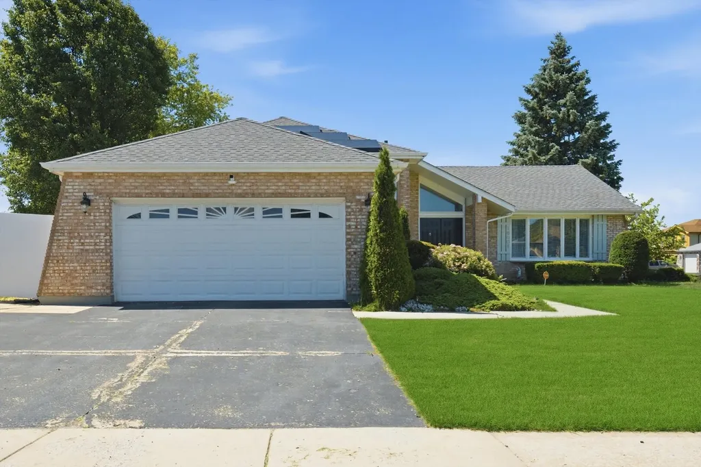 18601 Becker Terrace Country Club Hills IL 60478