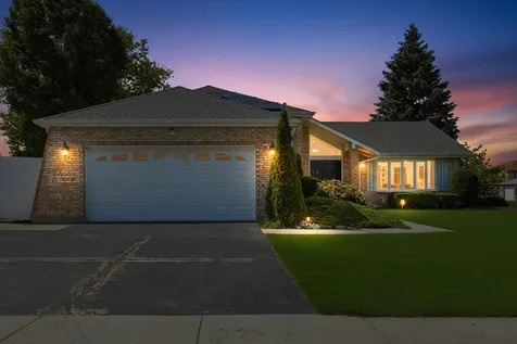 18601 Becker Terrace Country Club Hills IL 60478