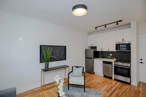4236 North Kenmore Avenue Chicago IL 60613