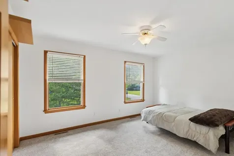 111 Eastwood Avenue Port Barrington IL 60010