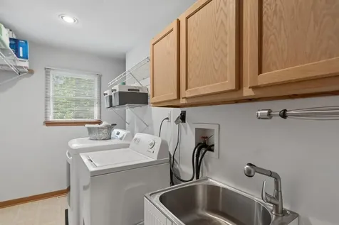 111 Eastwood Avenue Port Barrington IL 60010