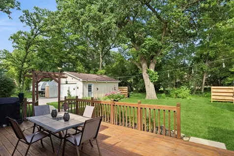 111 Eastwood Avenue Port Barrington IL 60010