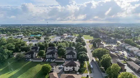 1083 Kane Street South Elgin IL 60177