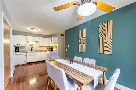1083 Kane Street South Elgin IL 60177