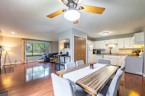1083 Kane Street South Elgin IL 60177