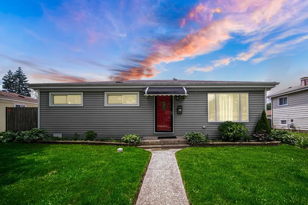 530 North 3rd Avenue Villa Park IL 60181