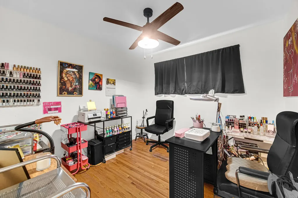 530 North 3rd Avenue Villa Park IL 60181
