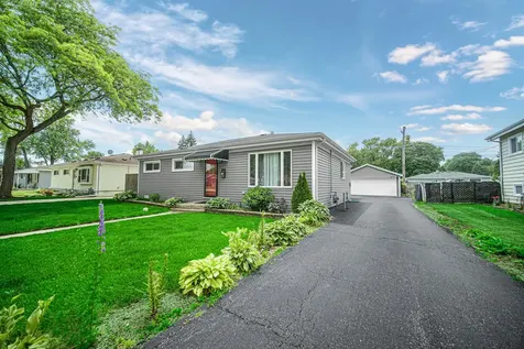 530 North 3rd Avenue Villa Park IL 60181