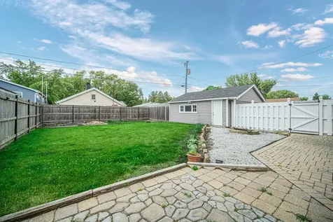 530 North 3rd Avenue Villa Park IL 60181