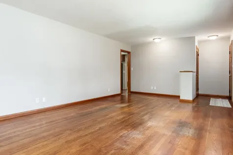 3611 Beach Street Rockford IL 61108