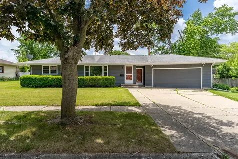 3611 Beach Street Rockford IL 61108