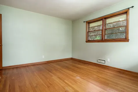 3611 Beach Street Rockford IL 61108
